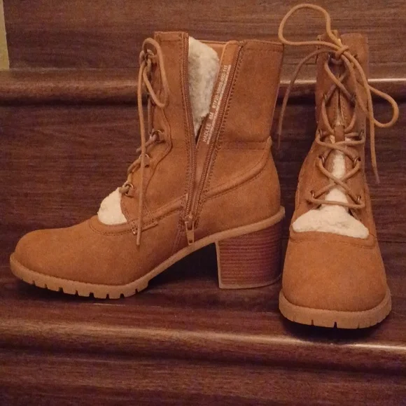 Baretraps Hadlee Faux Suede Lace Up and Zip Up Boots - Size 8 - New With Box - Picture 6 of 8